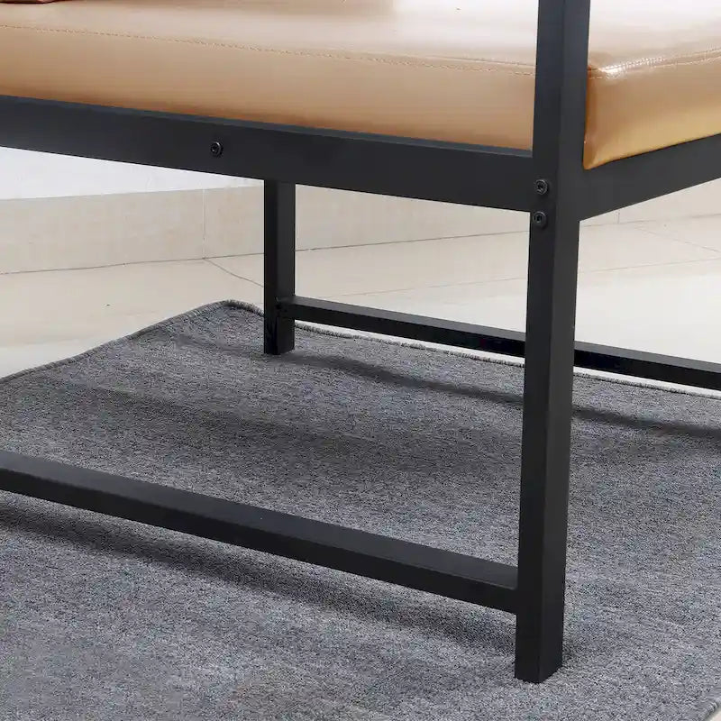 Fauteuil d'appoint en similicuir avec pieds antidérapants pour le salon