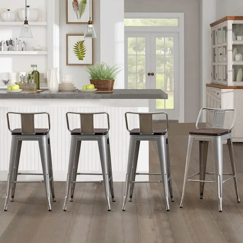 Tabouret de bar industriel en métal argenté avec assise en bois hauteur comptoir