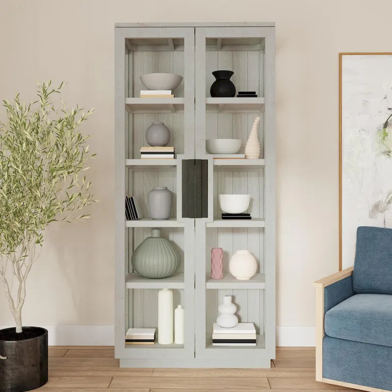 Meuble en pin recyclé avec portes en verre trempé et quincaillerie en laiton